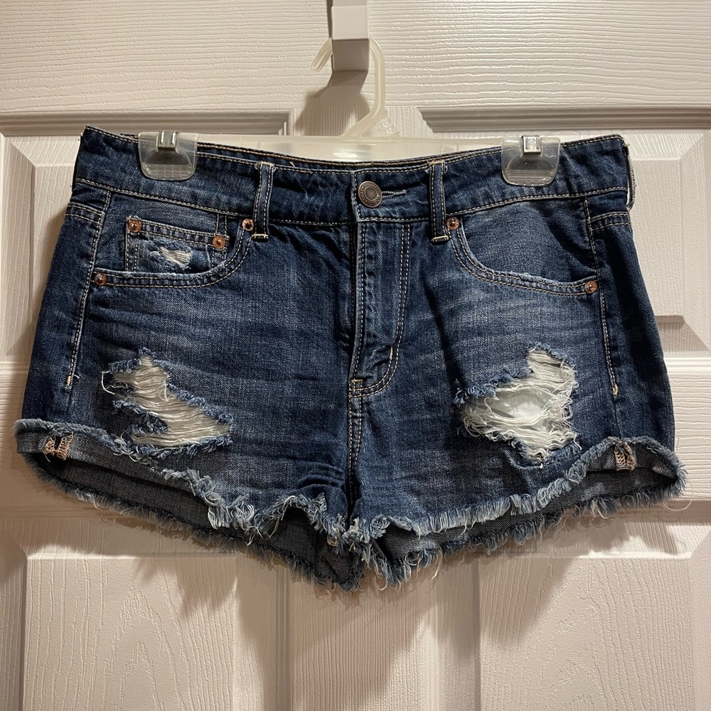 Like new American Eagle Tomgirl shorts